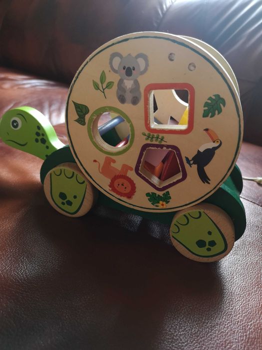 Drewniana zabawka ślimak Playtive