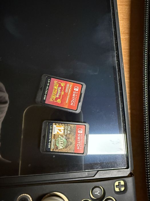 Nintendo Switch OLED - Zelda breath of the wind