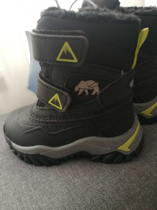 Sprzedam NOWE buty dla dziecka rozmiar 20