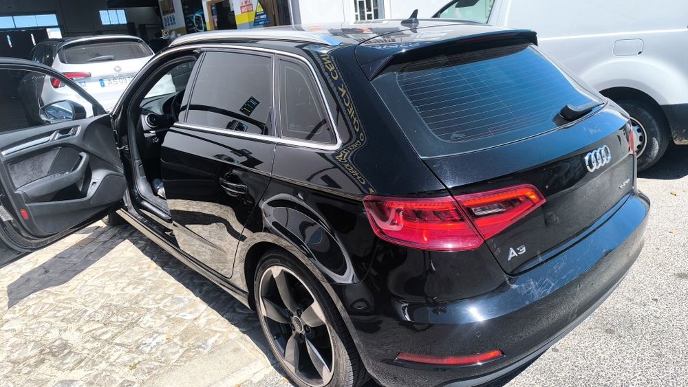 Ler Descrição**Vendo AUDI A3 ETRON S-LINE Não Negociável