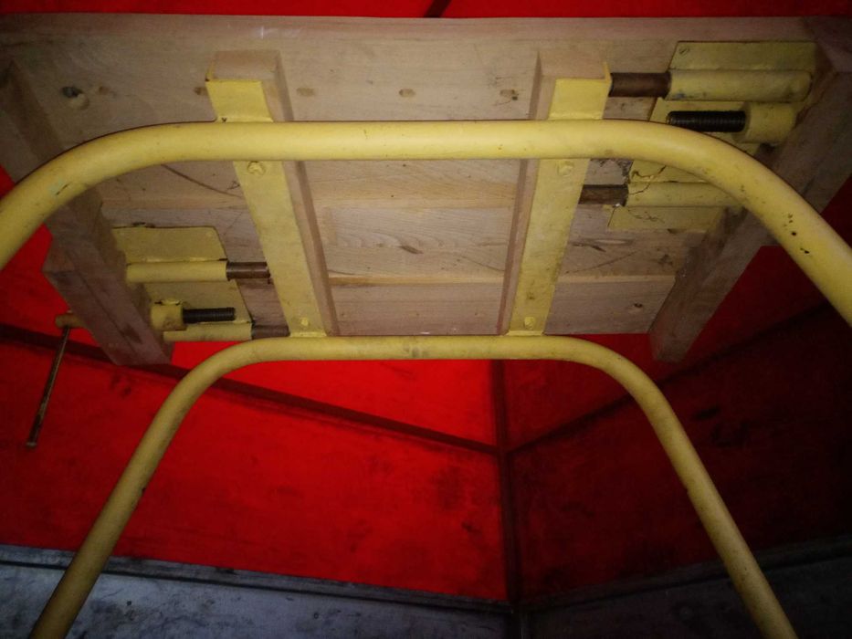 Strugnica, warsztat stolarski, stół warsztatowy.