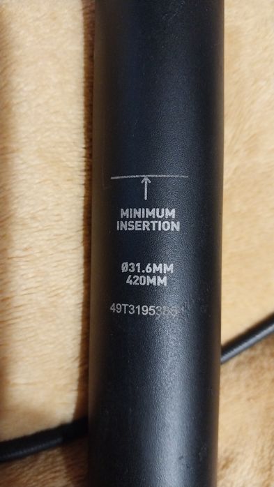 Велосипедный подседельный штырь  (Дропер) RockShox Reverb.