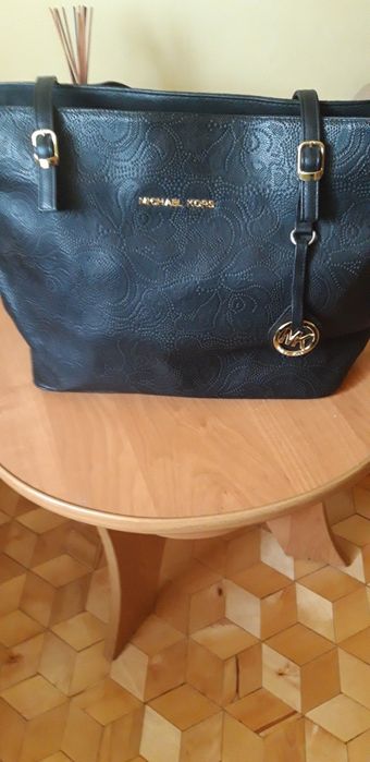 Torebka czarna marki Michael Kors
