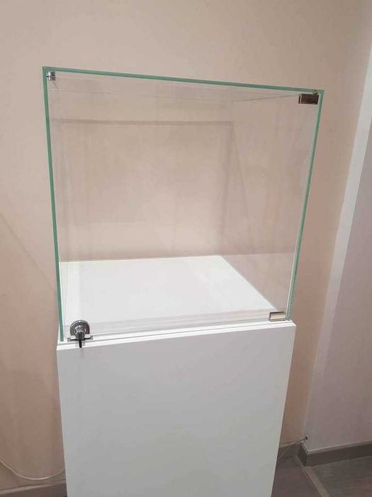 VITRINE • EXPOSITOR - CENTRO DE ÁGUEDA