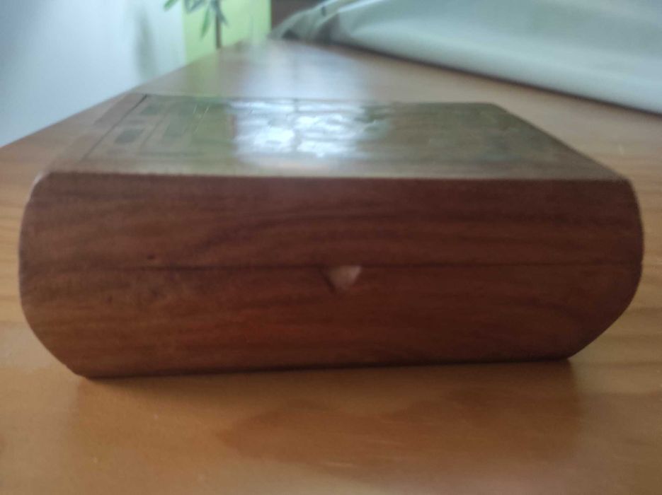 Caixinha guarda jóias