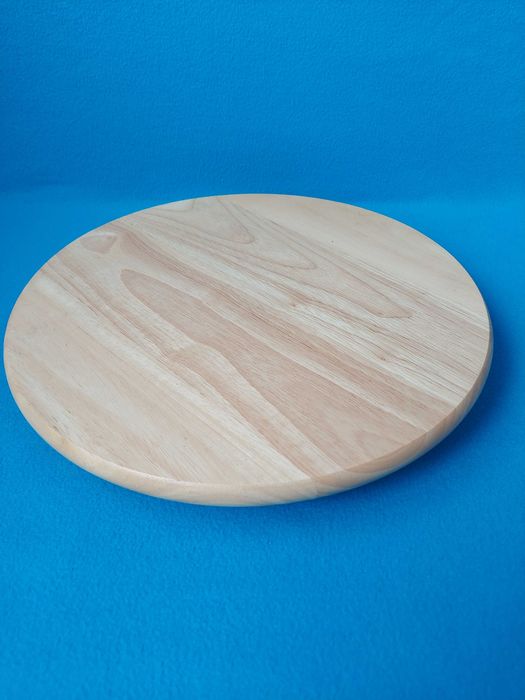 Дерев'яна підставка, що обертається, для страв торту тістечок нарізки