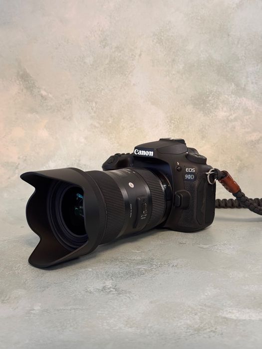Canon EOS 90D + Sigma Art 18-35mm f/1.8 Bundle Profissional como novo