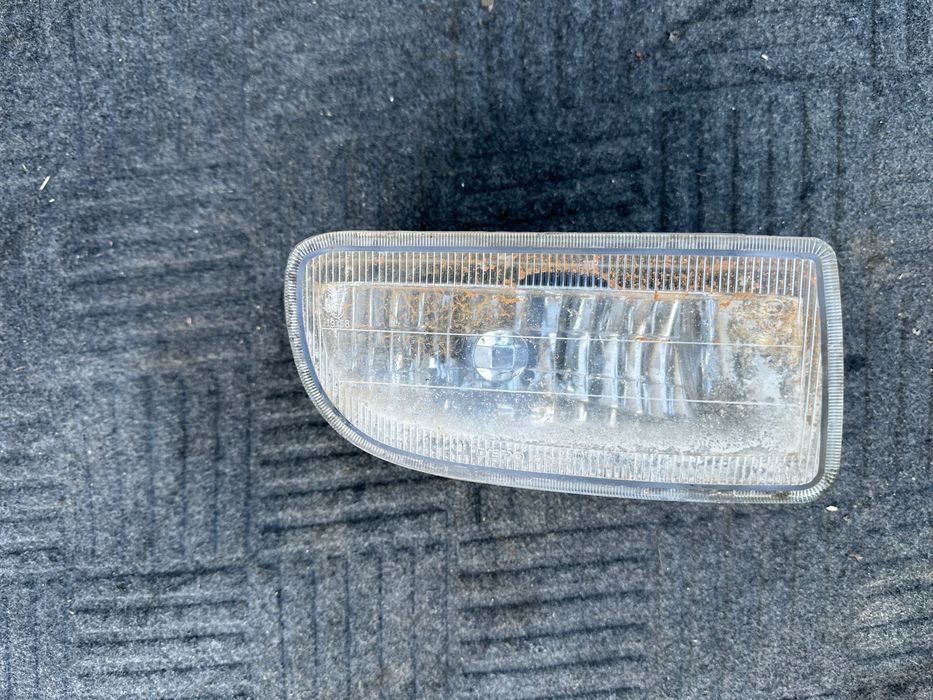 Противотуманна Фара Toyota Land Cruiser 98-2008р. Оригінал