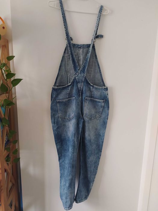 джинсовий комбінезон Zara denim С-М ідеальний стан