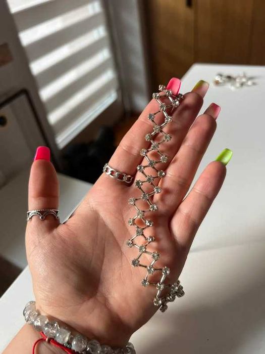 choker z kryształkami