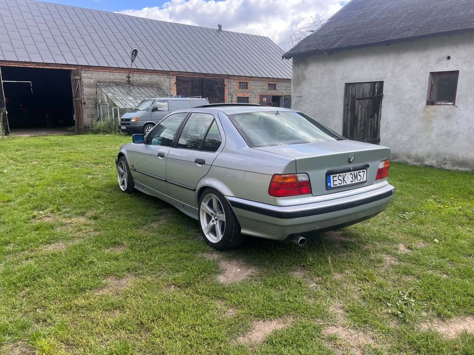 BMW E36 1996r. M43B18 Sedan