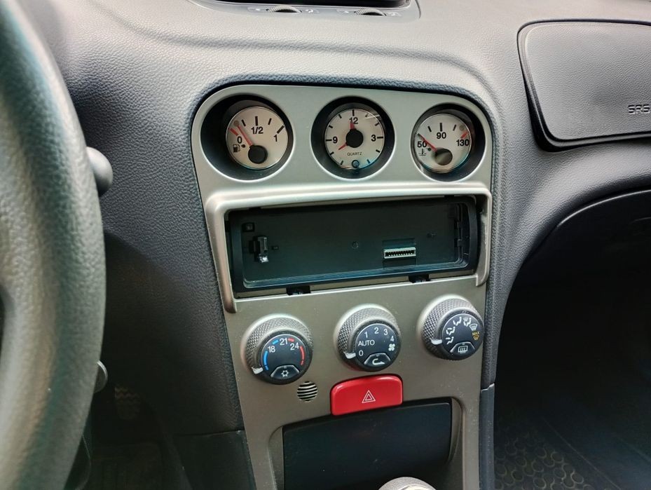 Alfa Romeo sedan 156