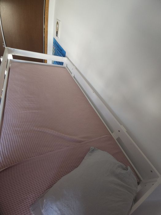 Beliche branco ikea MYDAL +Gavetão