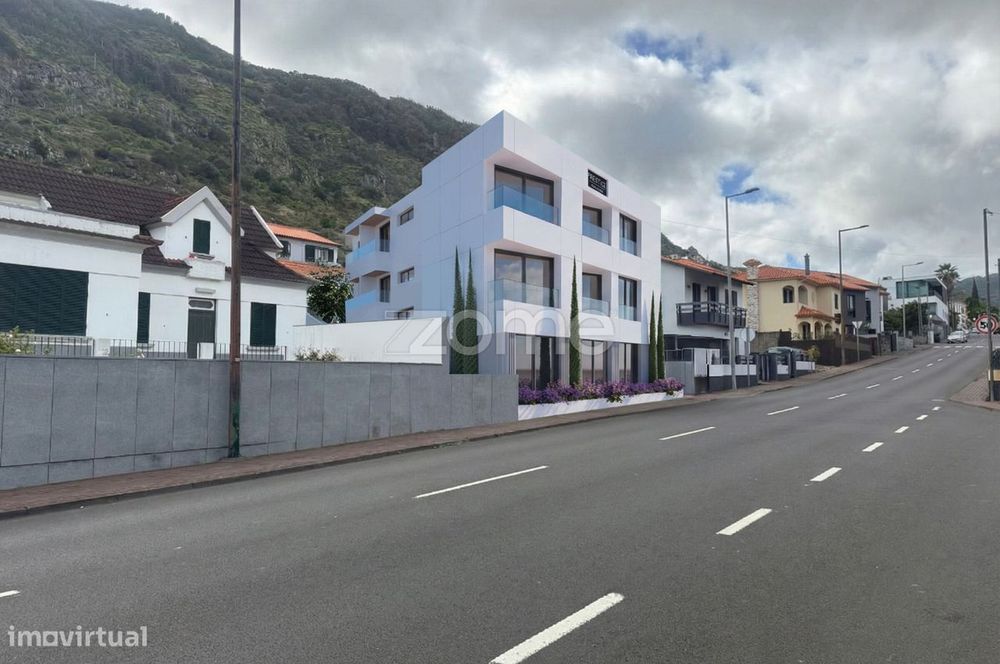 Apartamento T1-D de Luxo —Centro da Vila de Machico |Ilha da Madeir...