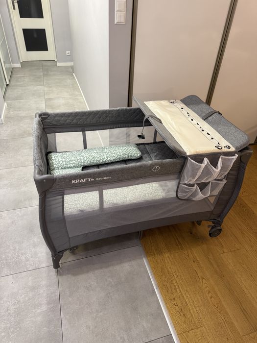 Lóżeczko turystyczne, składane, rożek, przewijak, mositiera, jak NOWY