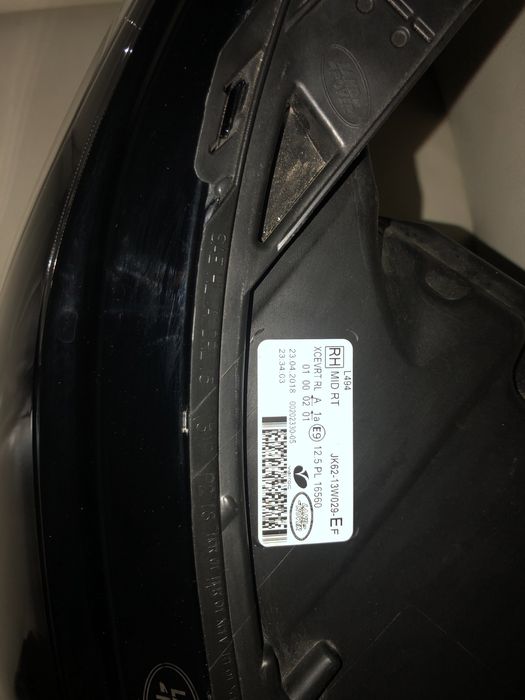 Range Rover Sport L494 фари передні.