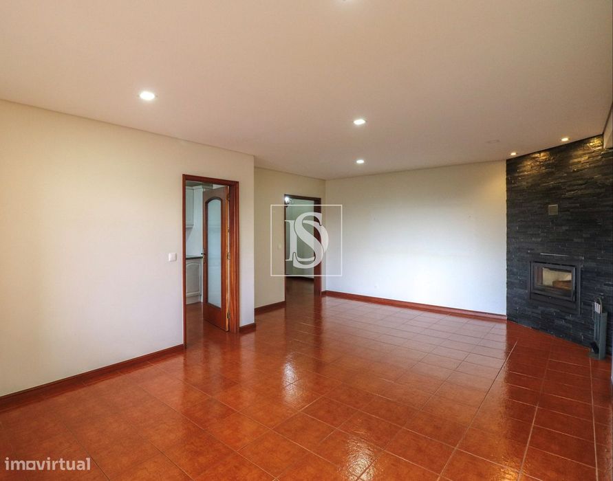 Apartamento T3 com suíte, em Sanguedo