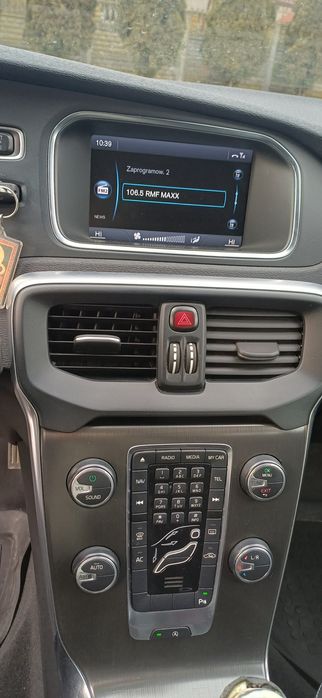 Volvo v40 1.6 OKAZJA