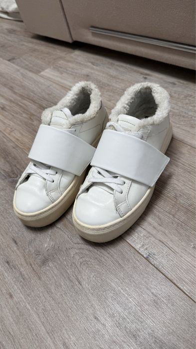 Белые Зимние женские кеды DATE (размер 36)
