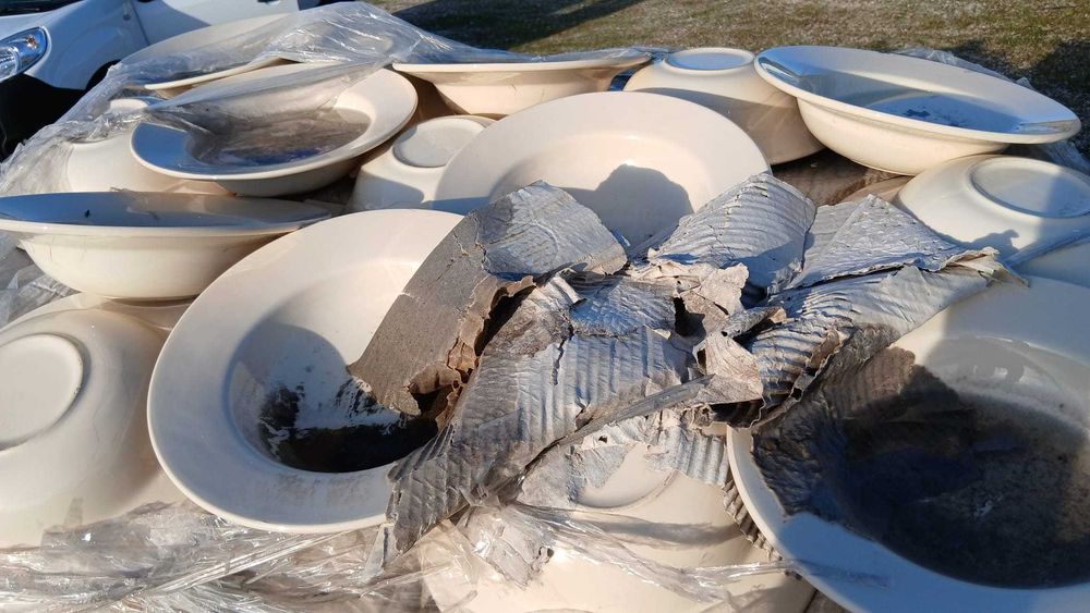 Loiça e louça nova uso doméstico e eventos