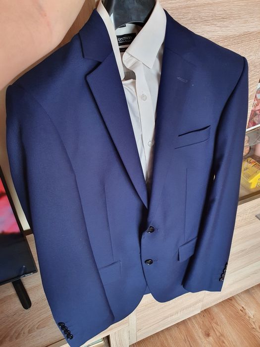 Garnitur Recman Slim fit z koszulą