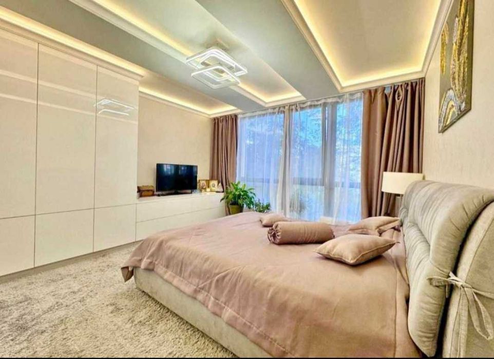 2х ком. стильная, уютная квартира в ЖК Граф на Азарова у самого моря.