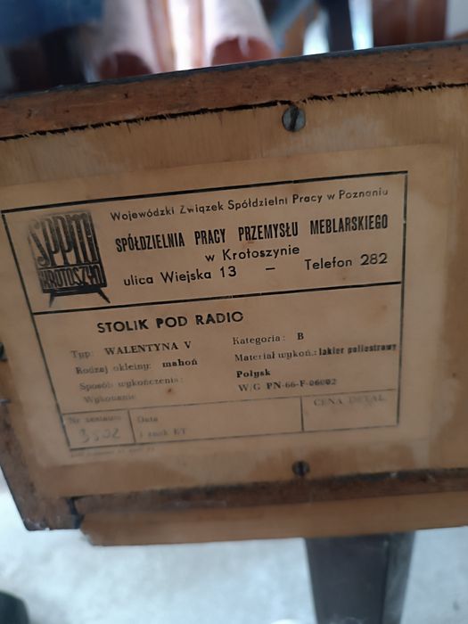 Komplet Mebli  z połyskiem PRL + stół