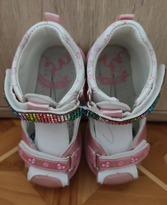 Nowe sandały sandałki Tom.m obcas Thomasa r.22