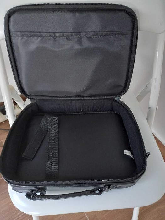 Pastas para Portáteis e Documentos em estado NOVO desde 10€