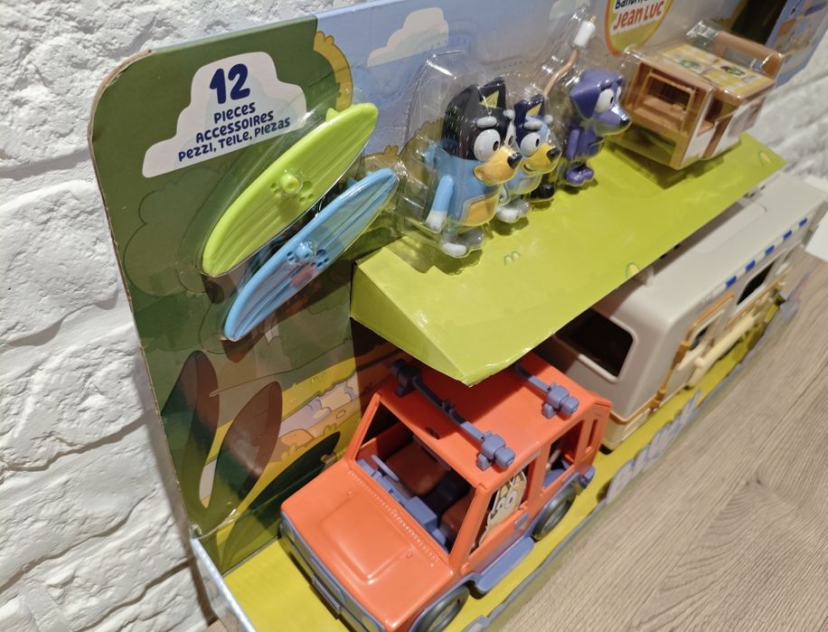 Bluey auto + przyczepa kampingowa kamper ultimate caravan