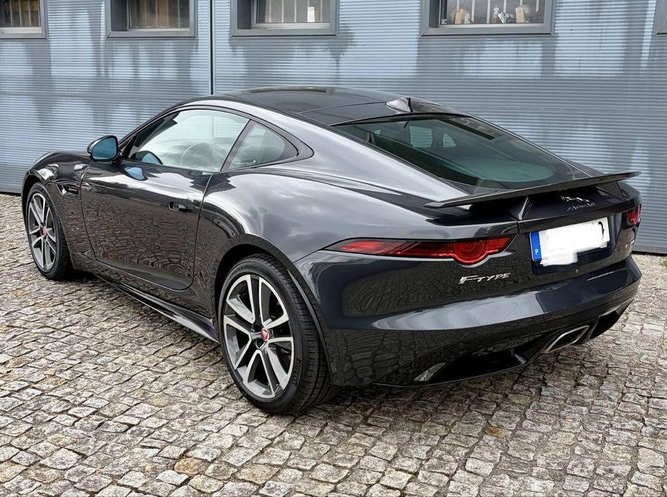 Jaguar F-Type P300 Auto R-Dynamic