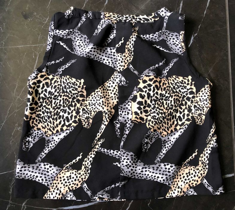 Handmade krótka bluzka top czarna w gepardy XS/S 34/36 NOWA