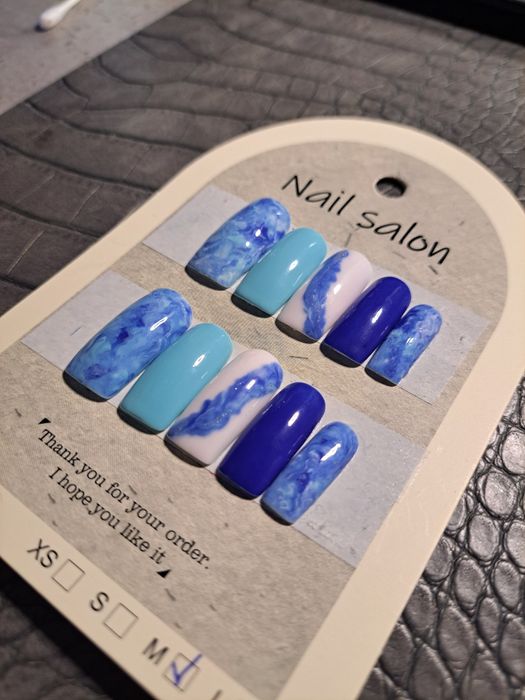 Press on. Tipsy własnoręcznie robione.