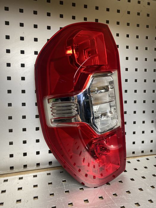 Maxus e-deliver 3  фара задняя левая европа  — оригинал