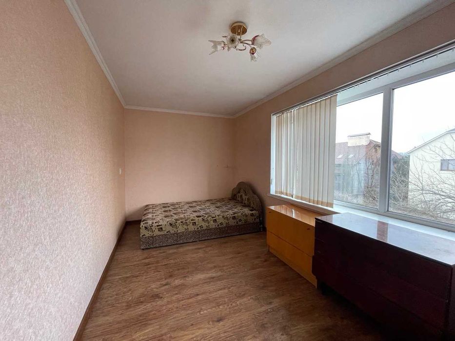 Здається 2 поверх будинок 400 м2 3 рівні, гараж,підвал Ракетне Урочище