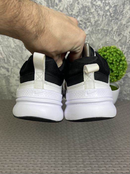 Nike Monarch кроссовки 41 размер спортивные кожаные белые