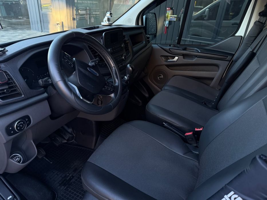 Продаю  Ford Transit Custom