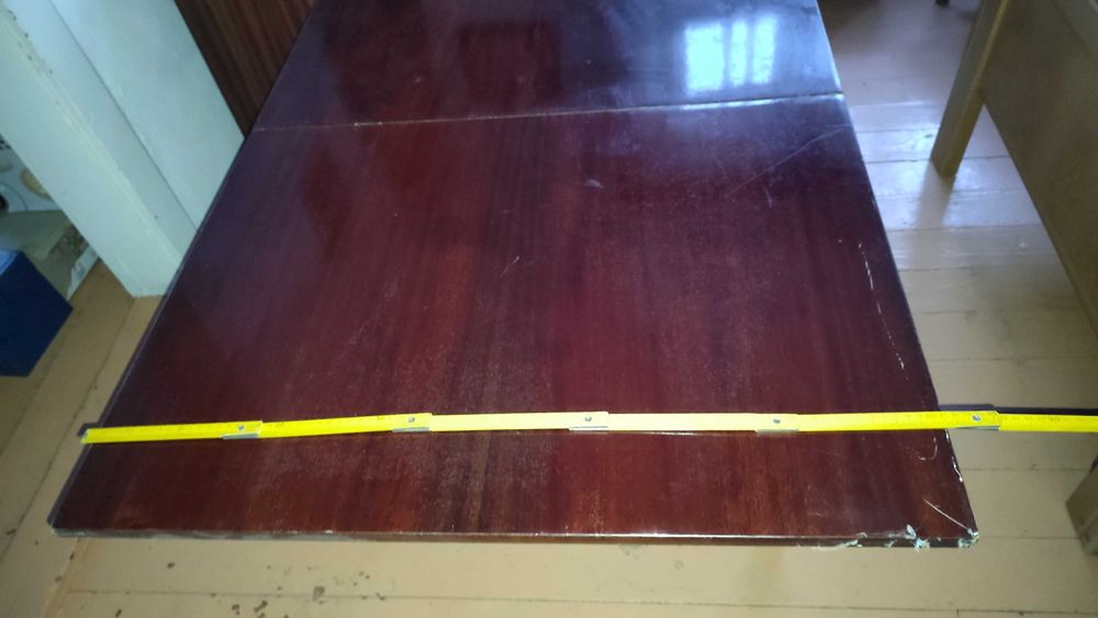 Розкладний стіл трансформер