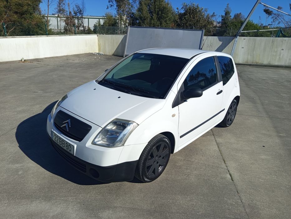 Citroen C2 Comercial 1.4 Diesel ano 12/2005, ar condicionado, direção assistida, vidros elétricos, todas revisões e documentos em dia, traga mecânico