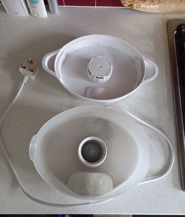 Parowar firmy Russel Hobbs