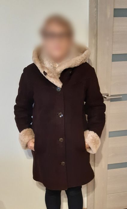 Kożuch damski  550 zł