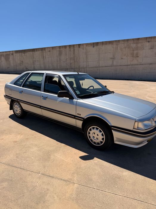 Renault 21 Classico