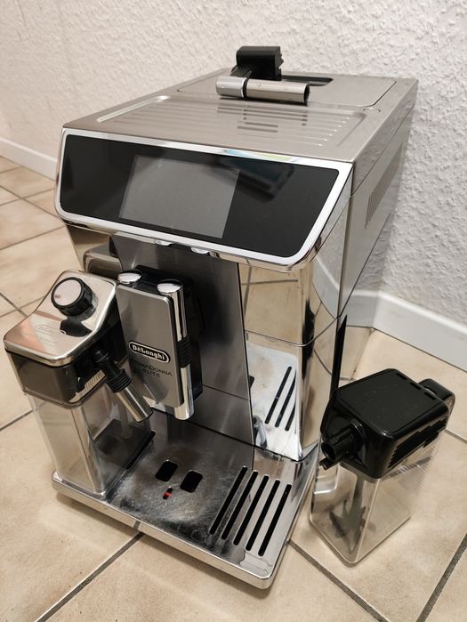 Кавомашина Delonghi Prima Donna Elite