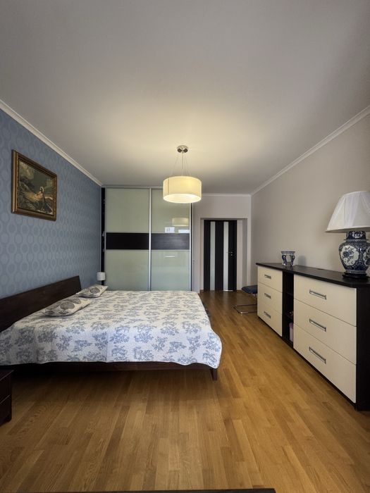 Продаж Трикімнатної квартири з ремонтом вул. Арцеулова, Луцьк