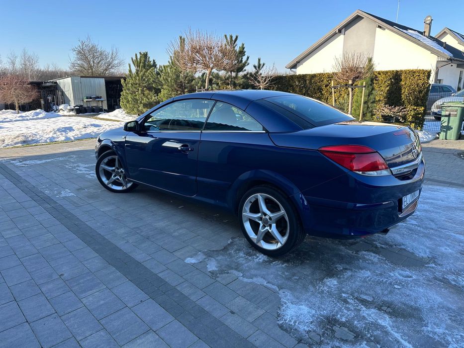 Opel Astra H TwinTop_Kabriolet 1,6 Benzyna_Skóry_Parktronik