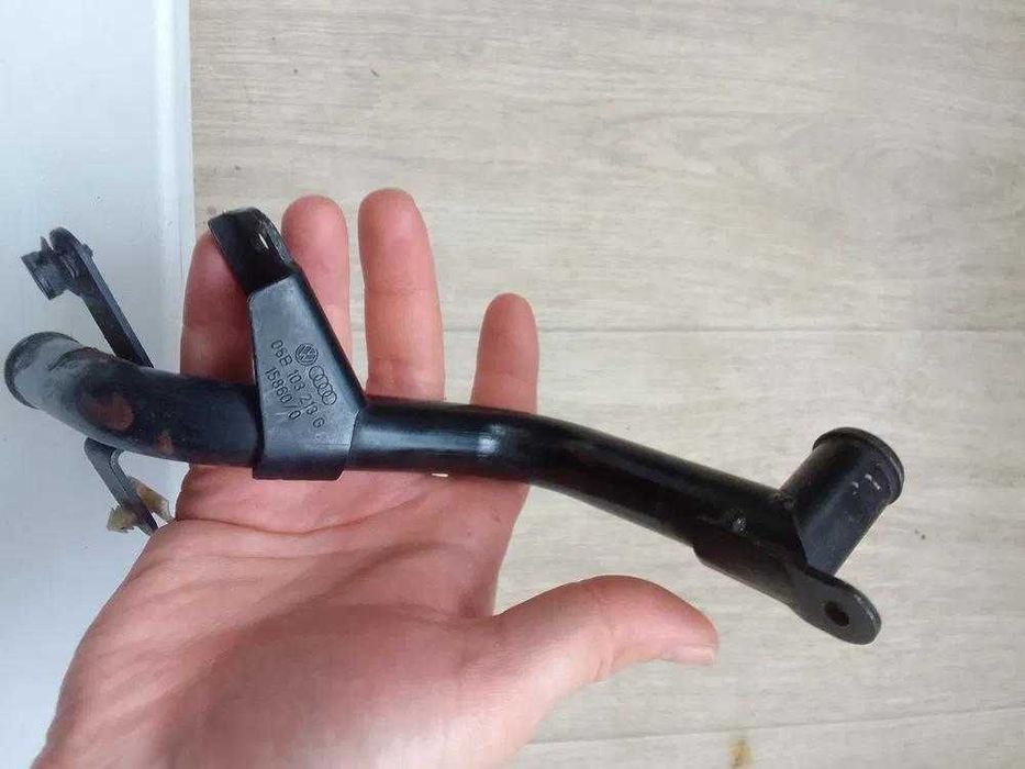 Патрубок системи вентиляції картера Фольцваген пасат б5