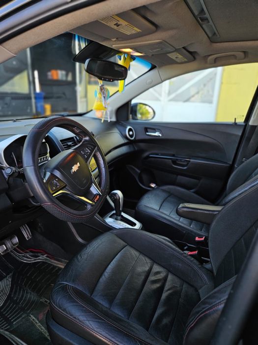 Авто в наявності