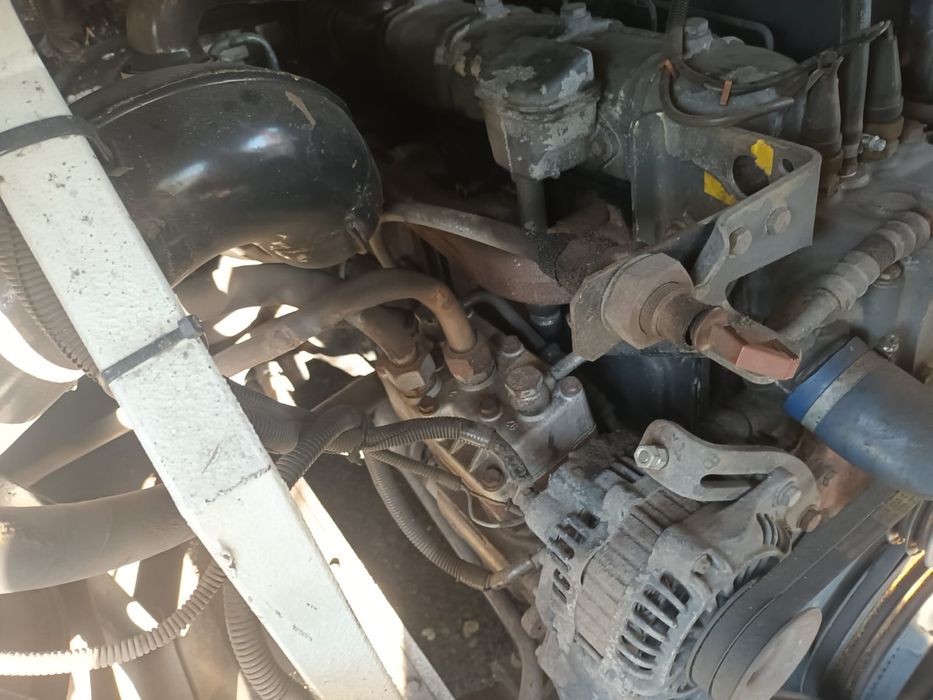 Silnik renault MIDR060226V4