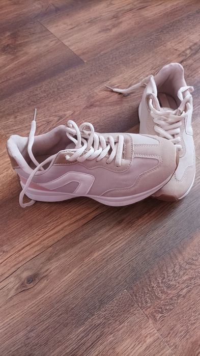 Buty dziewczęce 32 nowe