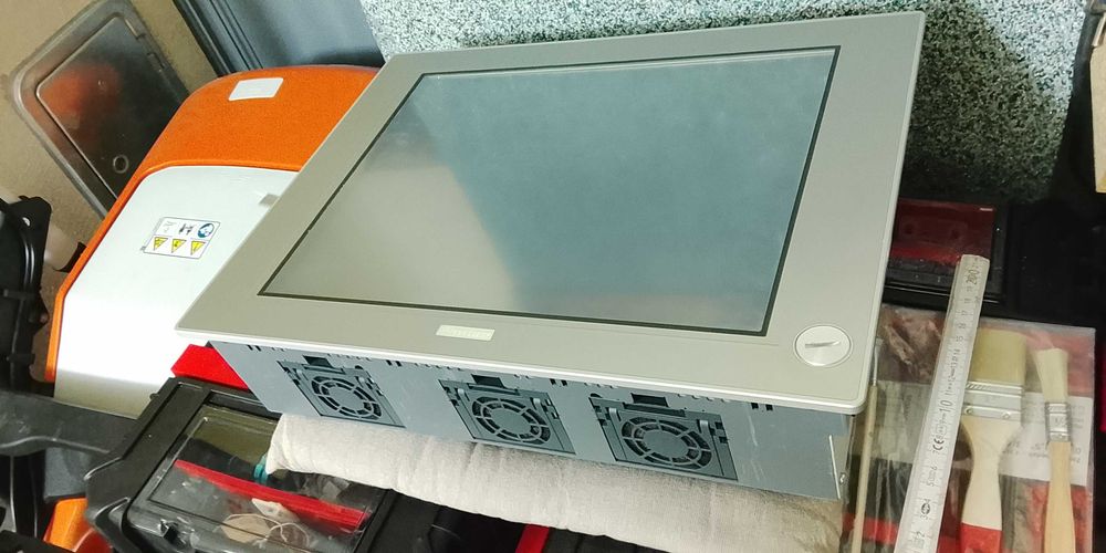 Profesjonalny panel operatorski pro face